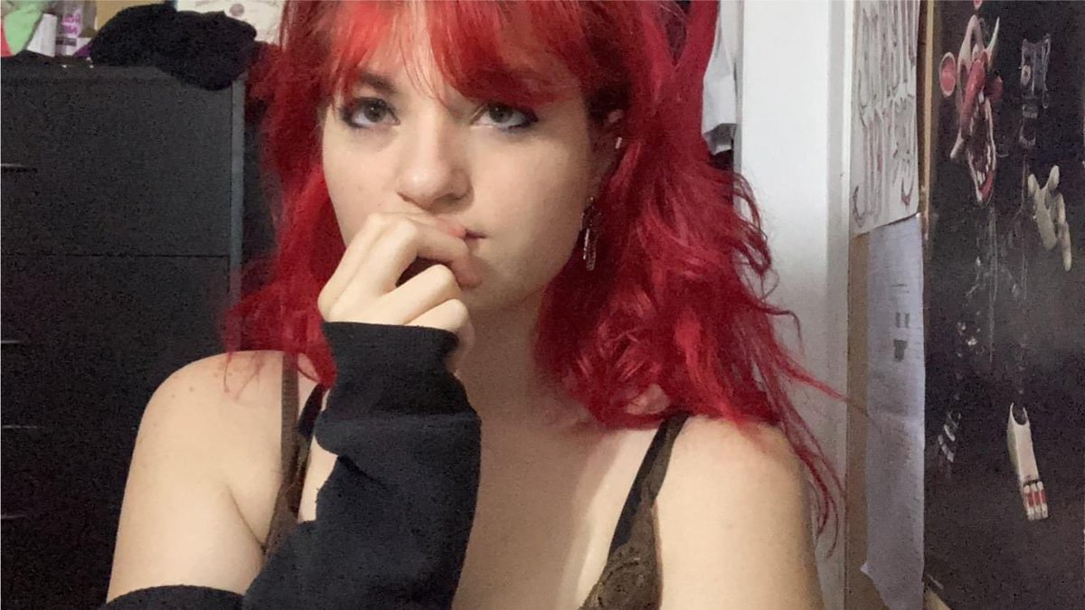 Joann Rose (@joeymac_girl) on Twitter photo Can I got some birthday love for my daughter Emily it’s her 20th birthday 🎊🎉
<a href="/DonnieWahlberg/">Donnie Wahlberg</a> <a href="/BHsBirthday/">BHsBirthdays</a> Can I got some birthday love for my daughter Emily it’s her 20th birthday 🎊🎉
<a href="/DonnieWahlberg/">Donnie Wahlberg</a> <a href="/BHsBirthday/">BHsBirthdays</a>