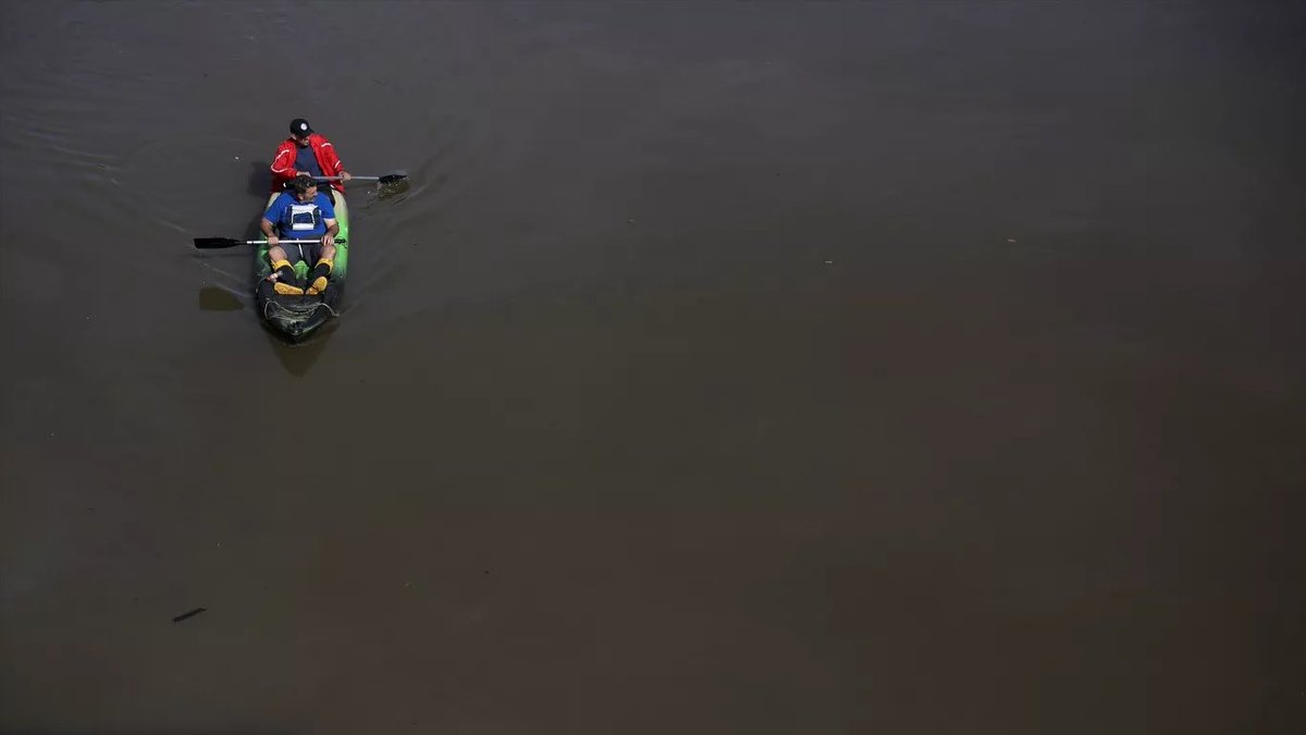 🔴 ATENÇÃO - ALERTA | A semana que começa terá novo episódio de chuva volumosa e forte massa de ar polar. Vento Sul na Lagoa será intenso com efeitos em Porto Alegre e outras cidades. Leia, por favor, o alerta que inclui muitas informações relevantes. ▶️ metsul.com/semana-tera-no…