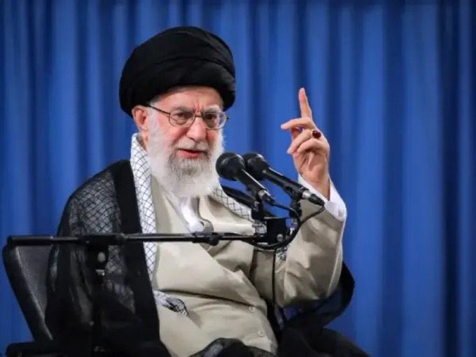 SON DAKİKA!🔴 İran Lideri Hamaney, olağanüstü hal ilan etti.