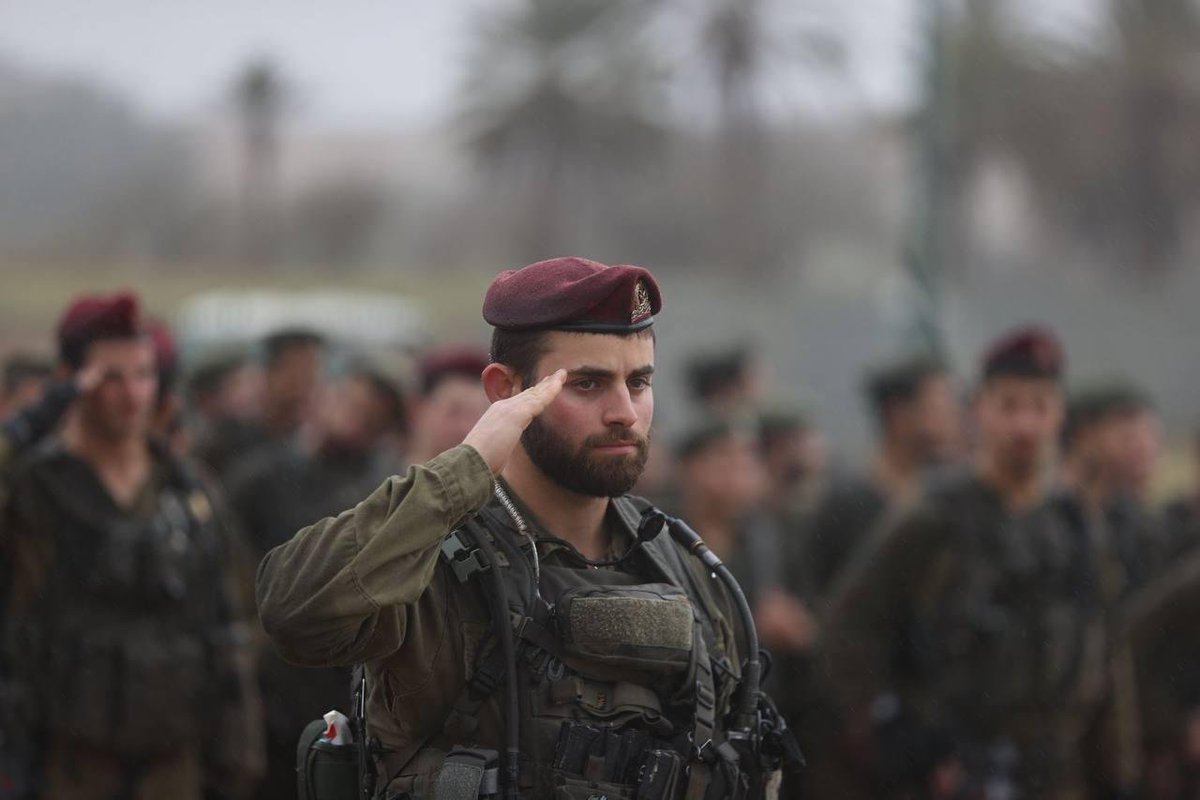 🇮🇱🕯 — Israel Defense Forces Major & commander of the Haredi company in the 202nd battalion of the 35th paratroopers Brigade, was martyred after being seriously injured on May 15, 2024 in an encounter with terrorists in the northern Gaza Strip.