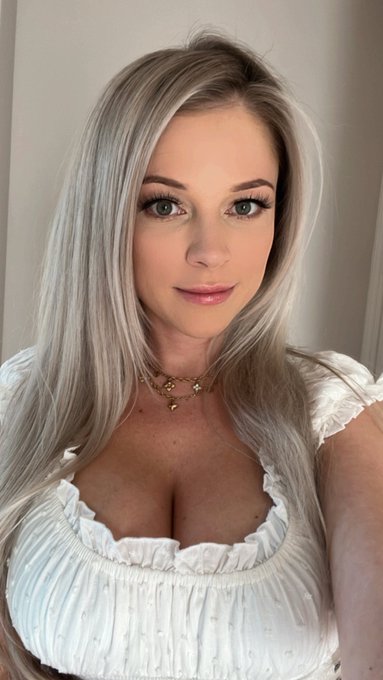 Am I dateable? https://t.co/9ePqnA4gzn