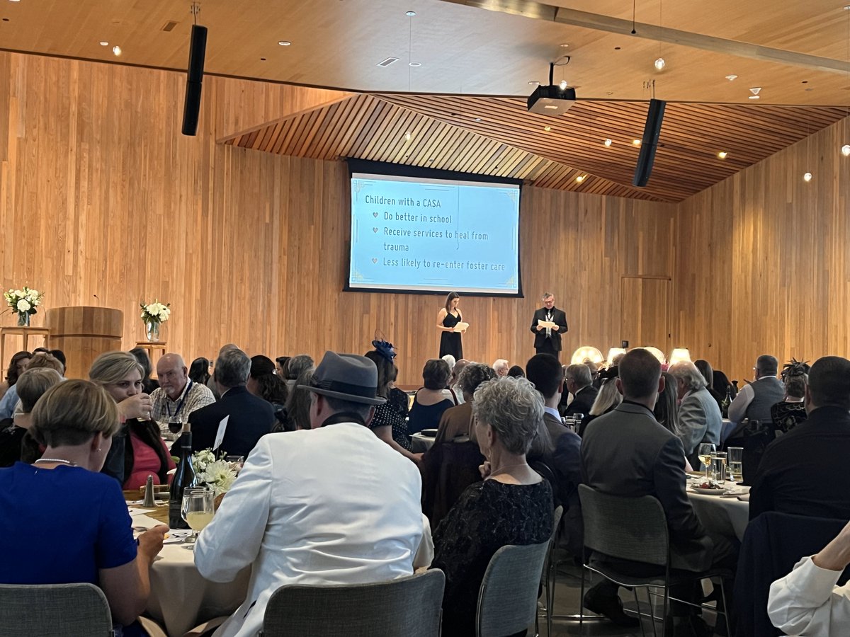 CASA of Central Oregon is a great example of the bipartisan work so many do in Central Oregon. Cass and I are always delighted to support their work to build stronger and healthier communities, and last night's Casablanca event was no exception.

#OR05 #JamieForOregon #CASA
