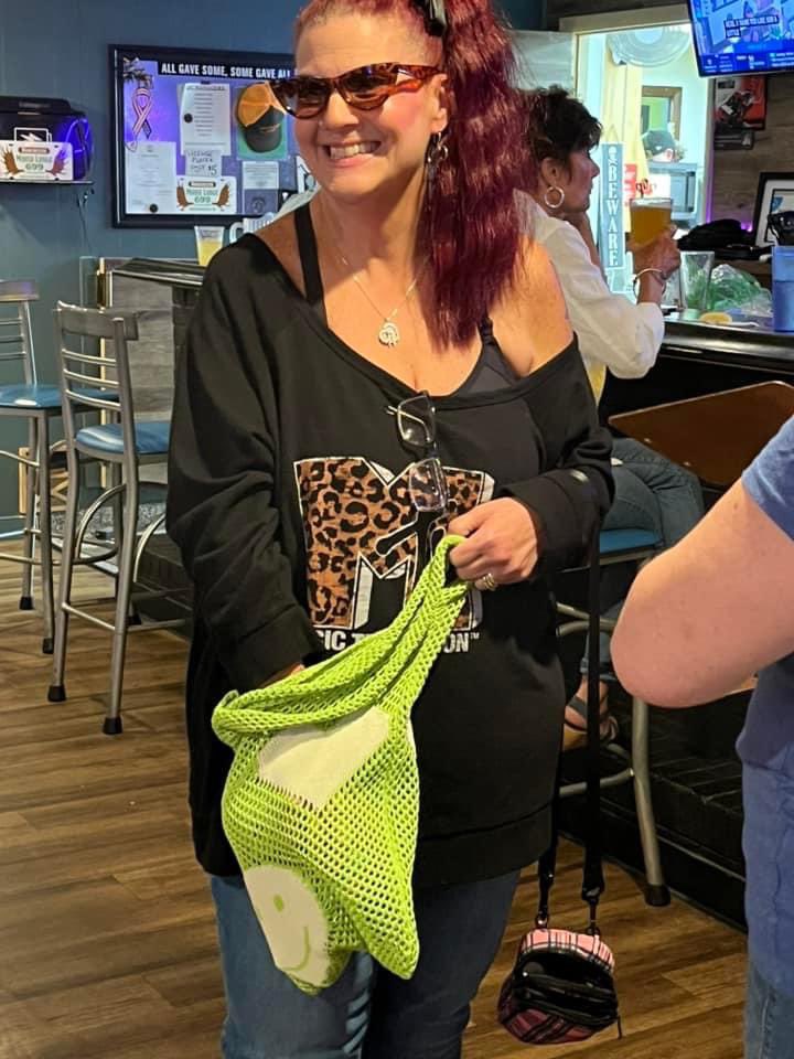 froggykim69's tweet photo. 80’s night last night at The Moose Lodge … 55 going on 18 🌸 https://t.co/SNk72WesoH