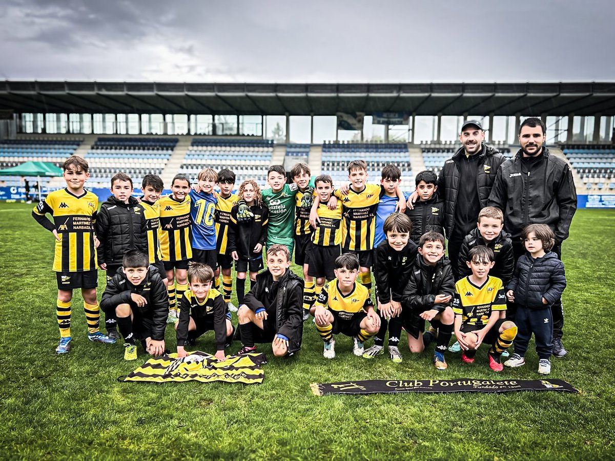 🏆 Gran participación ayer de nuestros benjamines 2014 Beltza y 2015 Beltza en el torneo @MaleconCup disputado en Torrelavega. Zorionak! 👏 #aupaPORTU 💛🖤 #PORTUbase