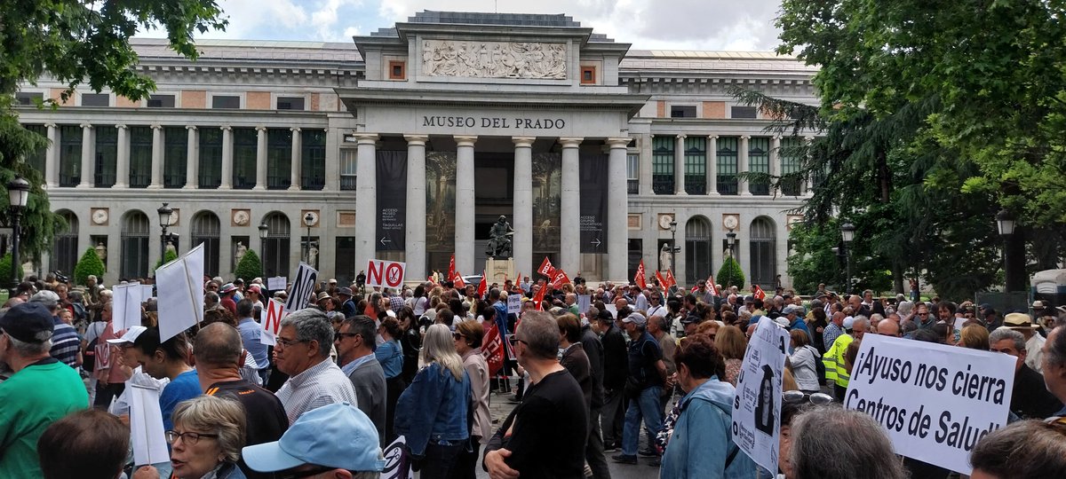 MareaNaranjaM's tweet photo. La Marea Naranja Madrid con la #SanidadPública https://t.co/VCeofNktWd