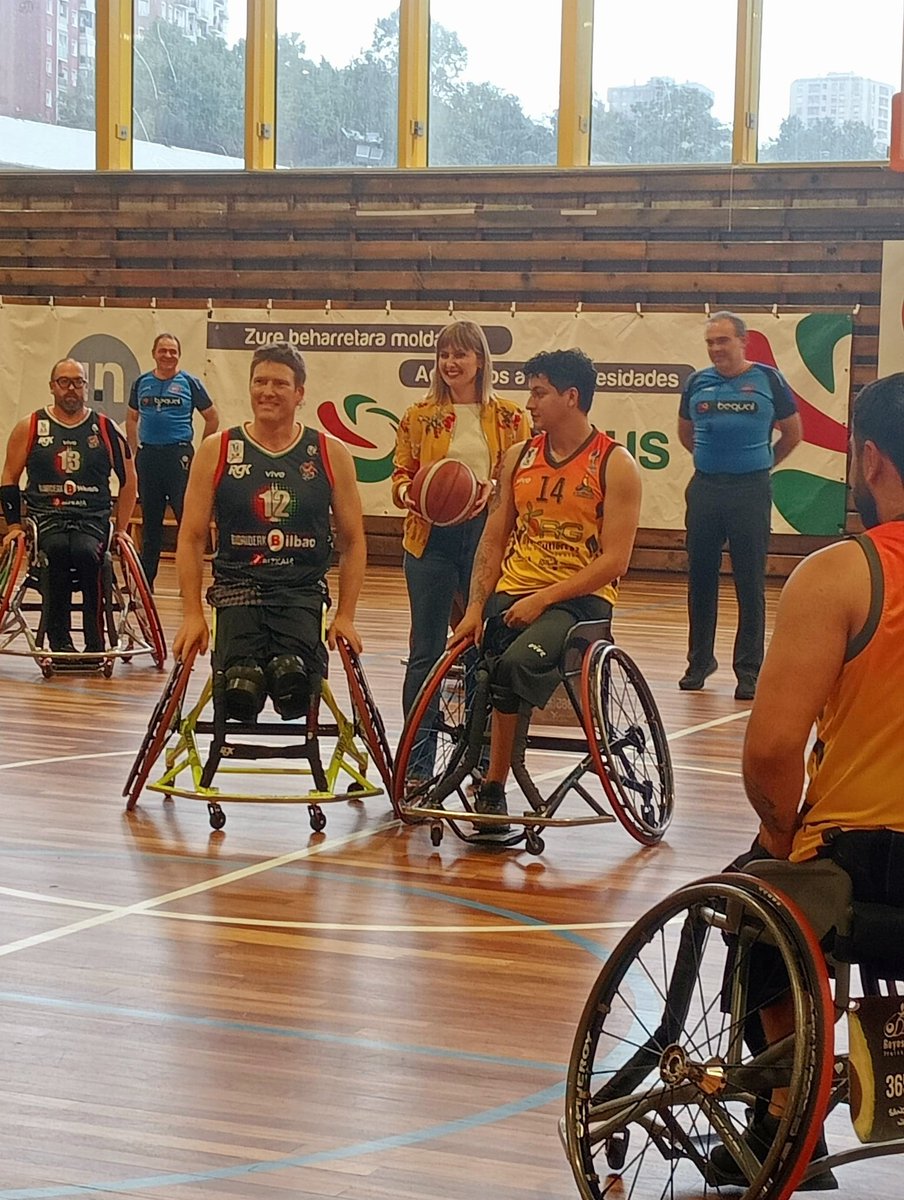 @BilbaoBSR consigue la última plaza para la final four por el título El equipo vasco ganó a @amivel y peleará por la Liga 🏆 con @UCAMMURCIABSR, @cd_Ilunion y @BsramiabA Resumen jornada 👇 acortar.link/zsiPHH 🏀🏀🏀 #wheelchairbasket #baloncesto @Fundacion_ONCE