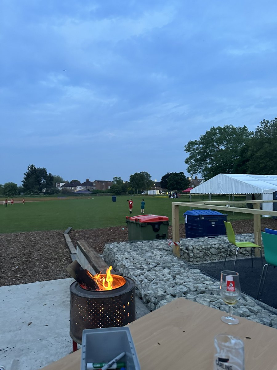 Beautiful day yesterday over 2000 wonderful players (girls/boys) parents, grandparents & our amazing coaching team who all made the day so special at GB10.
Finished off with the fire & a beer that  me and Smudge had promised ourselves over a year ago 🍻❤️