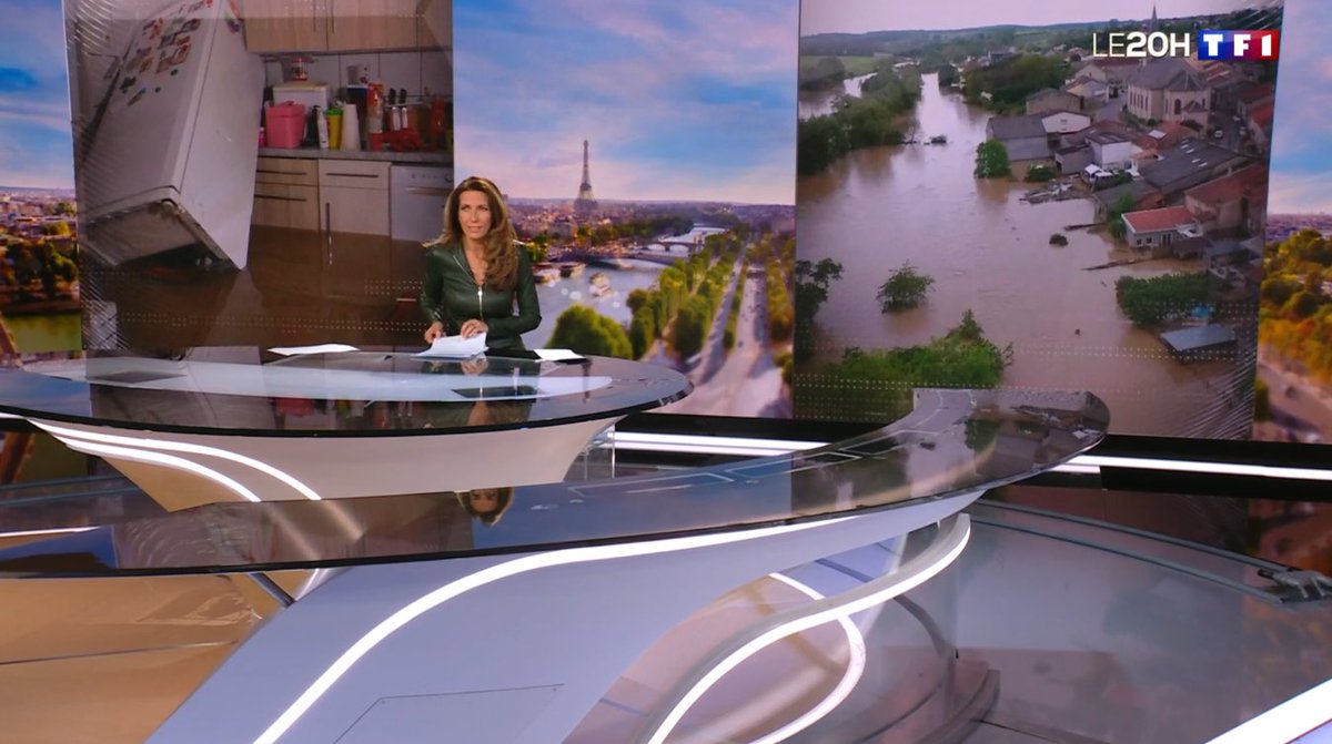 Un peu plus de 4.9 Millions de téléspectateurs pour le JT de 20H de @TF1 avec @ACCoudray large leader hier soir. Sur #France2, le journal de @ThomasSotto a réuni 3.5 Millions de personnes. Notre article est ici: mediasinfosblog.wordpress.com/2024/05/19/dec…