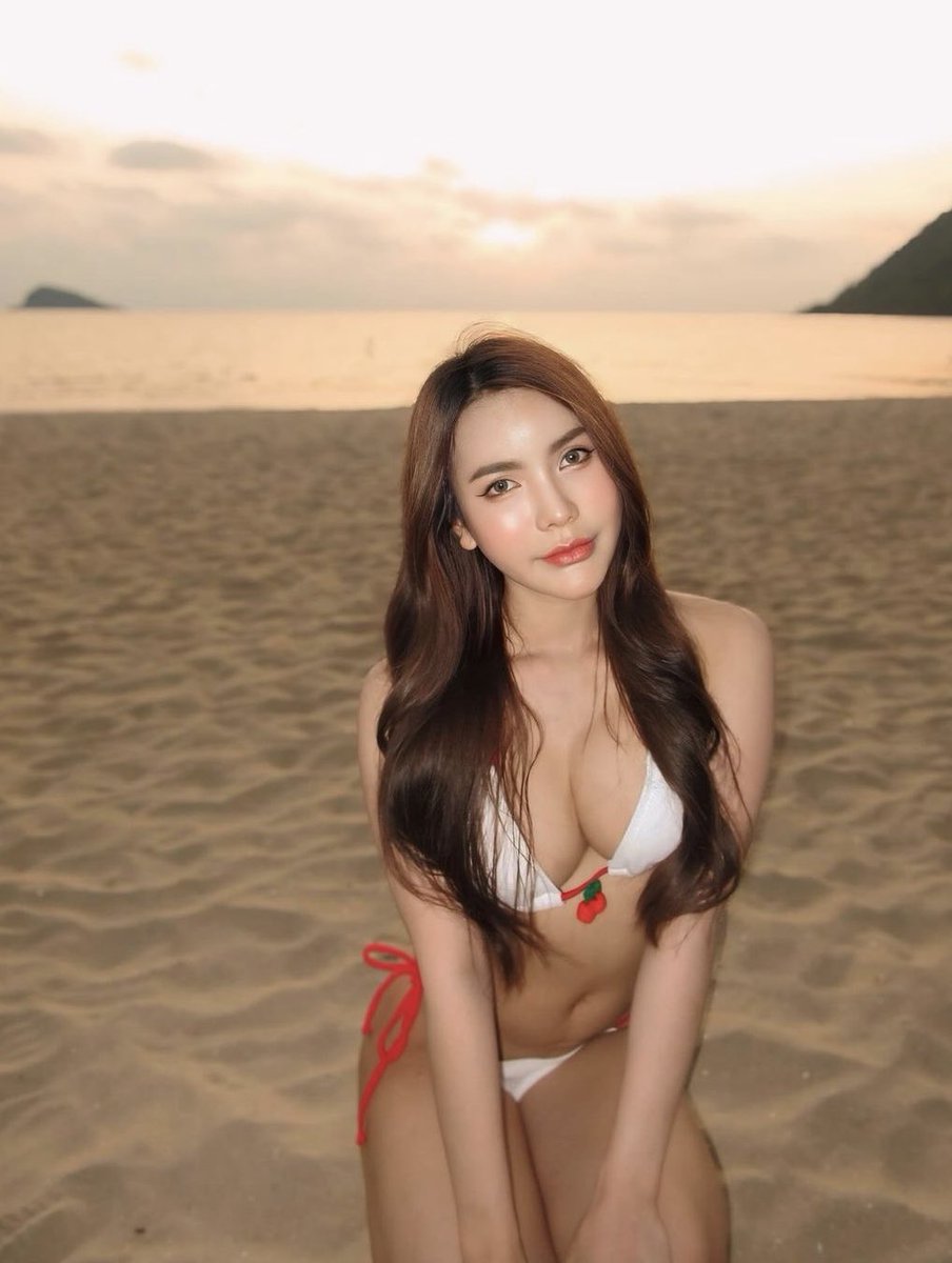 เปิด GPS ก็ไม่ช่วยอะไร เพราะเราหลงเธอ ไม่ได้หลงทาง 🖤

กดเลิฟ กดติดตาม FOXY Boatzy ได้ที่ foxy.club/Boatzy

#FOXY #CupE #CupELive #MrFOX #MrFOXThailand 
 #cute #sexy #model #sexygirl