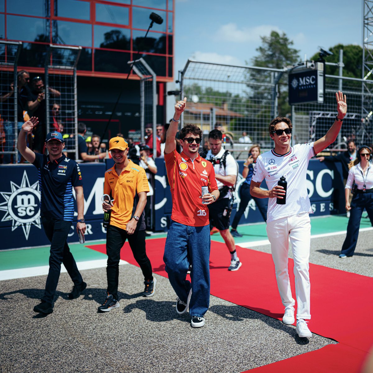 MercedesAMGF1's tweet image. F1’s hottest new boyband 😁👏