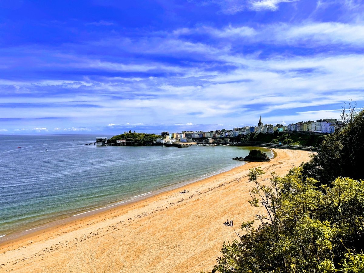 Tenby in the sunshine ☀️ #tenby #pembrokeshire #wales #sunshine