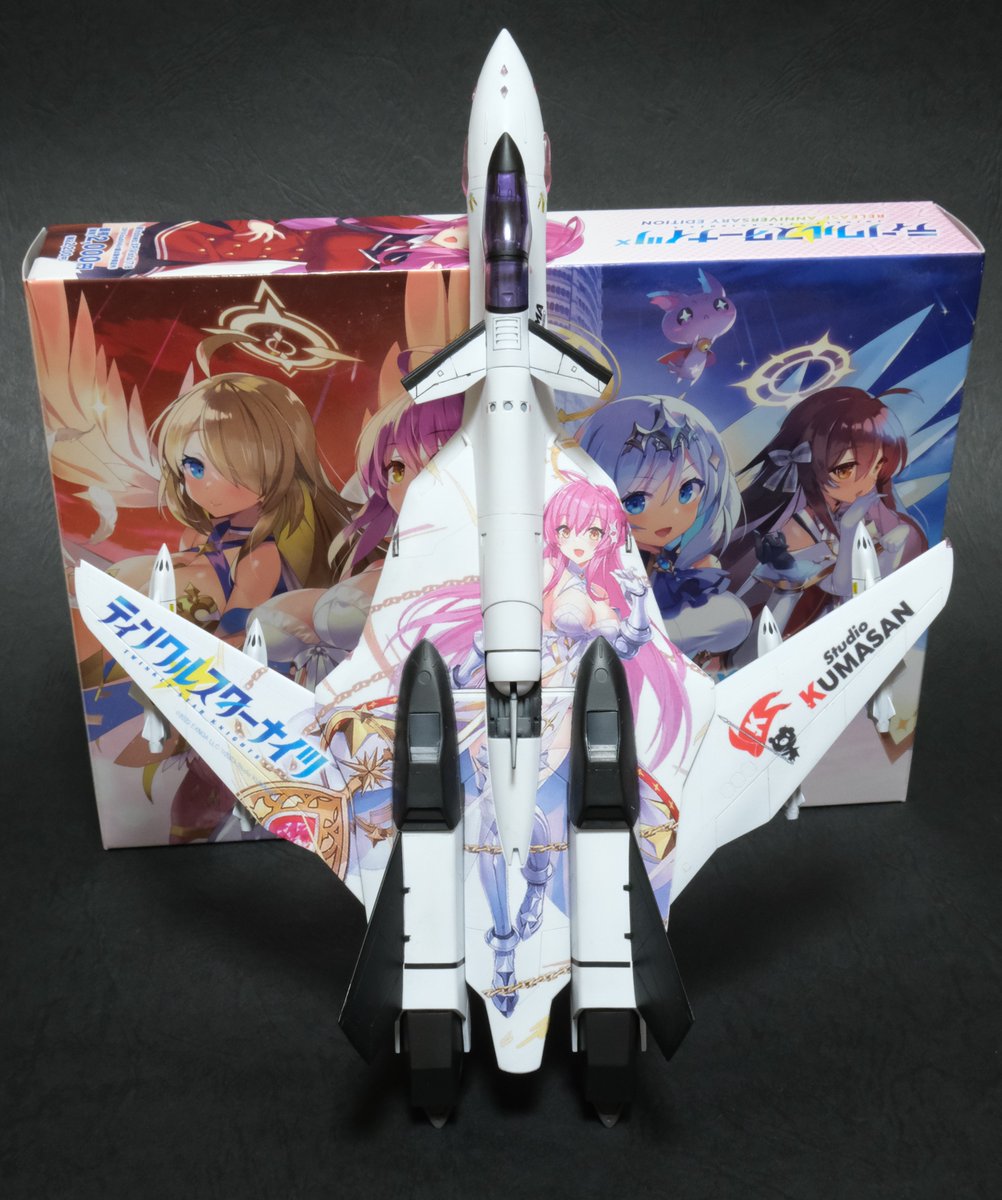 AndersenPaqy's tweet image. 🍆「輝け一番星...」ヴィーナスエクスカリバー(VF-19)!!木っ端ミジンコ(ハイマニューバミサイル装備)よ! #クルスタ