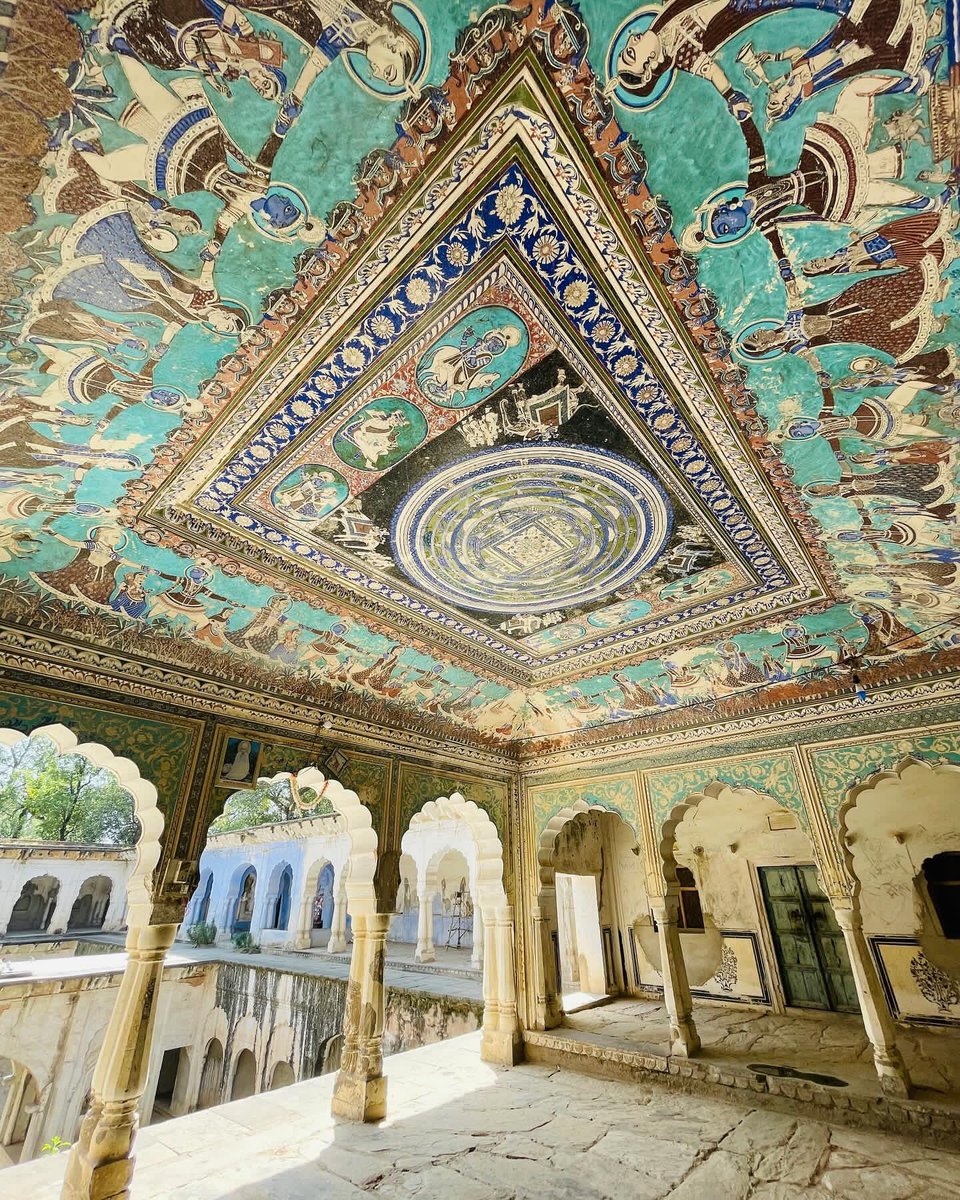 Mural paintings at Tala Chabi  Stepwell, Alwar District