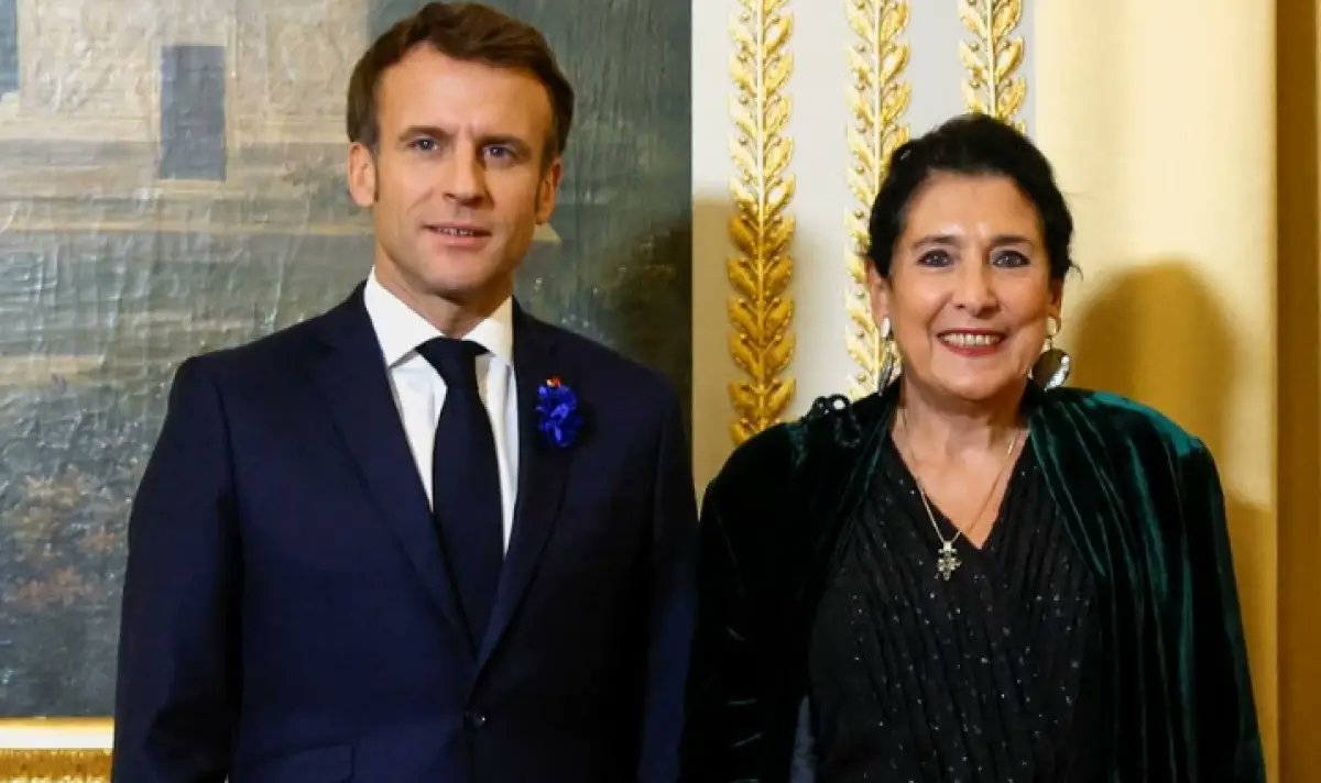 🇬🇪🇫🇷 Georgian President Zurabishvili invited Macron to come to Georgia to help rid the country of “Soviet yoke and Russian influence.” “This is very important for the future of the European Union, including its security. This is the Black Sea, a transit zone for energy and