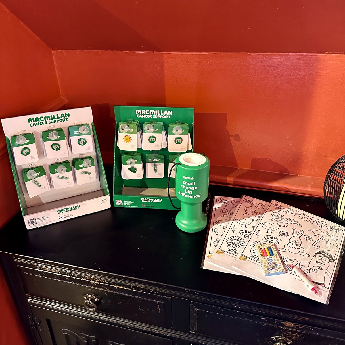 There’s something for everyone at the Teddy. Keep the kids occupied with a colouring pack whilst you enjoy a pint (or two).

All donations will be going to Macmillan and we are grateful for any donation you can spare 🙏 

#macmillancorner #anydonationaccepted #kidscolouringpacks