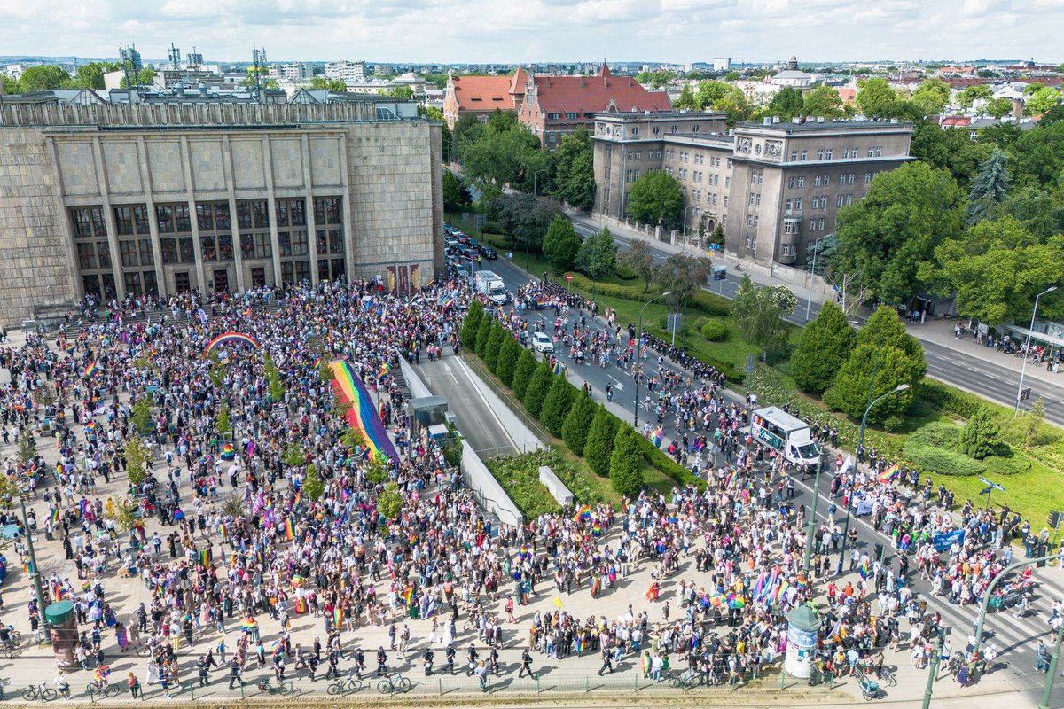 20. #Krakow.ski Marsz Równości za nami. Zobaczcie jak było. 🎬 youtu.be/LhRXPXYX7yk?si…