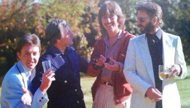 Today in 1979, Paul McCartney, George Harrison, and Ringo Starr reunited at Eric Clapton & Pattie Boyd's wedding reception party in England.

They performed 'Sgt. Pepper's', 'Get Back', and 'Lawdy Miss Clawdy'

This was the only time three former Beatles played together on stage.