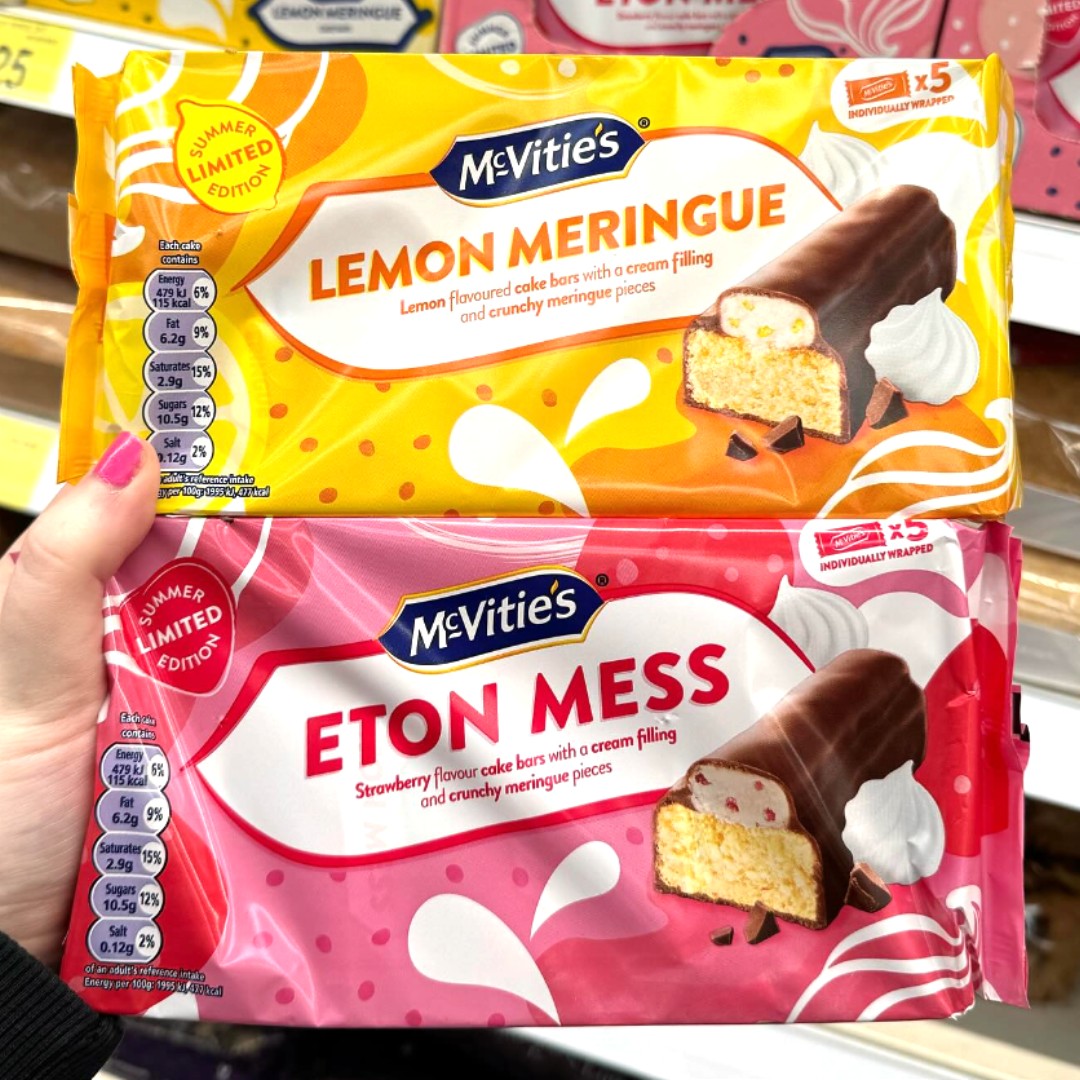 Treat yourself today! ❤️ NEW McVitie's Eton Mess & Lemon Meringue Cake Bars, only £1 each! 🛒 🚨 instagram.com/uknewestfoods spotted these in store 📸! Which flavour do you crave?!