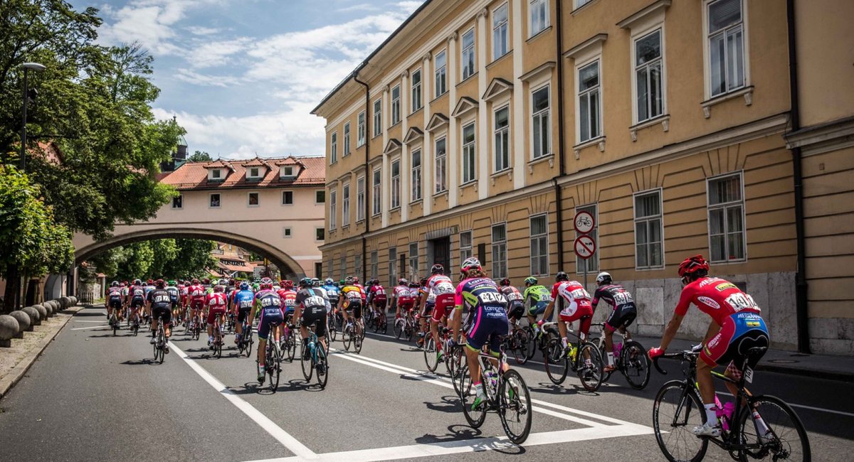 #Ljubljanaregion will host two stages of the 30th Tour of Slovenia, which starts on June 12th. 🚴‍♂️ 💚 
Reserve the dates!

➡️ Stage 3 / June 14th: Ljubljana - Nova Gorica
➡️ Stage 4 / June 15th: Škofljica - Krvavec

📸 Vid Ponikvar

#visitljubljana #ljubljana #TourOfSlovenia