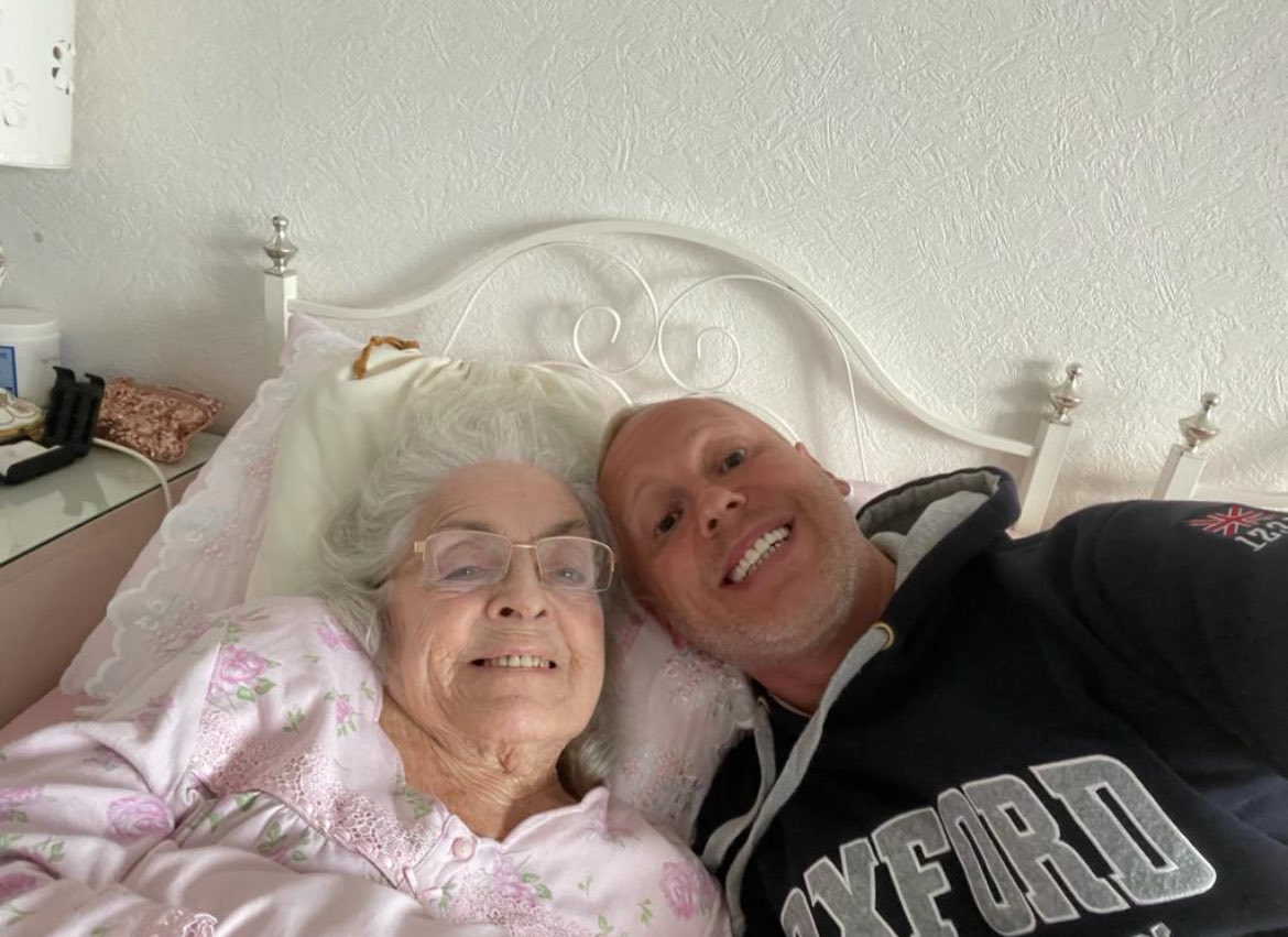 Rob Rinder tweet media