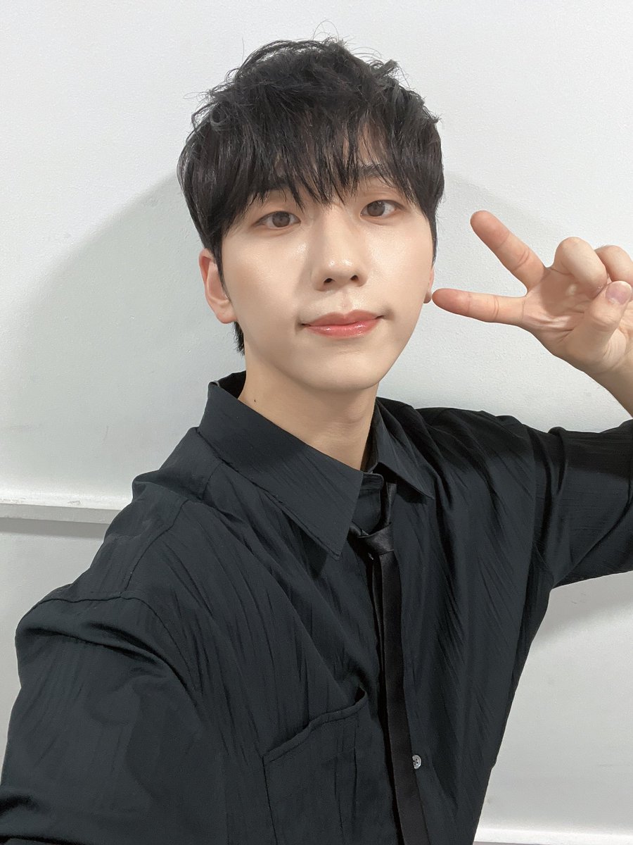 어부바 막주 끝! 행복했다! 엑디즈 빌런즈 모두 고생 많아써!! 

#건일 #Gunil
#XdinaryHeroes