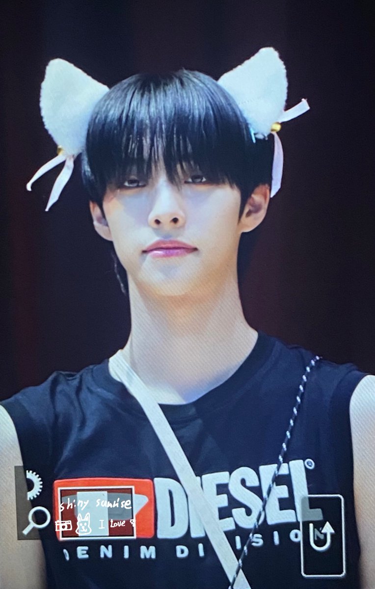HS021015's tweet photo. 240519 멬스 팬싸

이번주도 고생많았다🤍

#유나이트 #현승 #뜽아얼른와
#YOUNITE #HYUNSEUNG https://t.co/0Co5VZB94L