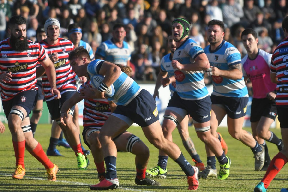 #Litoral CRAI derrotó a Santa Fe en el clásico y ahora comparten la punta.

Fecha 9
GER 29, Rowing 27 
Duendes 40, Uni (R) 7 
Santa Fe Rugby 13, CRAI 16 
Jockey (R) 30, Old Resian 28 

#LaOvalada | #Rugby | #Rugbynews