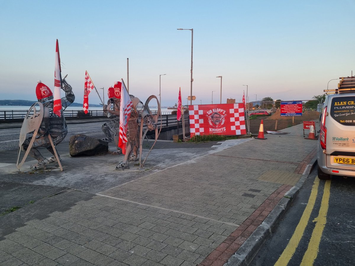 crawfy1971's tweet photo. @IanDoyleSport Carrickfergus,  N.ireland tribute to Klopp ❤️ https://t.co/XJhyaoIsUE