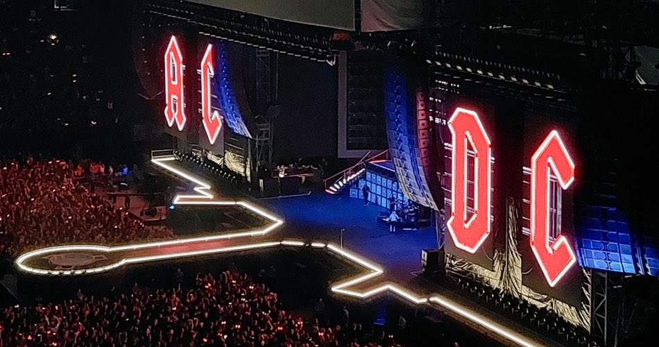 ##ACDC inicia sua primeira turnê em quase uma década radiorock.com.br/2024/05/18/acd…