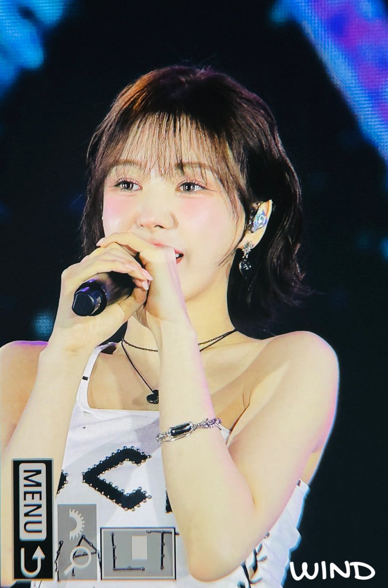 20240519 

메가콘서트 💙💙💙

#웬디 #Wendy 
#레드벨벳 #RedVelvet