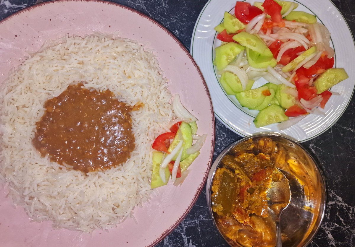 Simply sabat masar & Chawal on Sunday.

#Masarchawal
#SundayLunch

🤎🤍