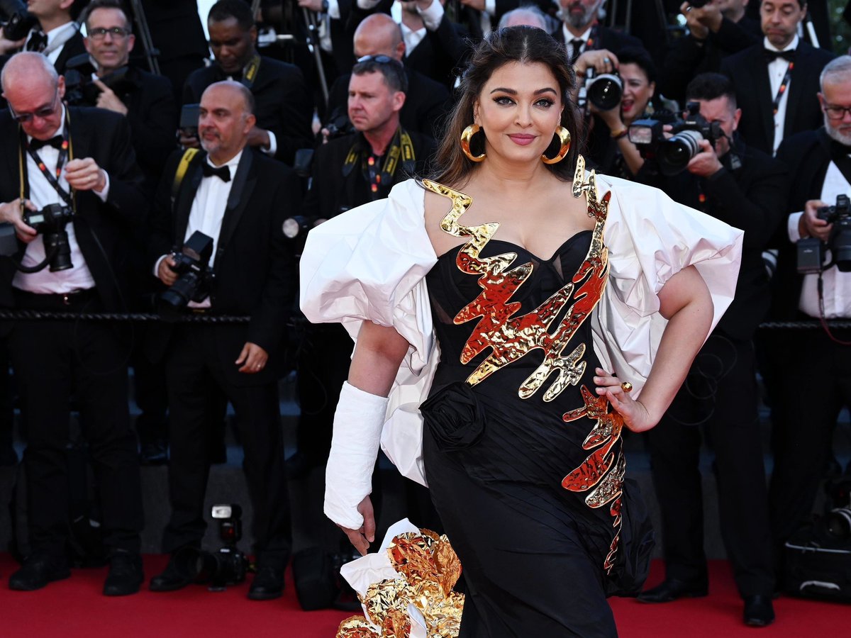 Bewitching Bachchans tweet media