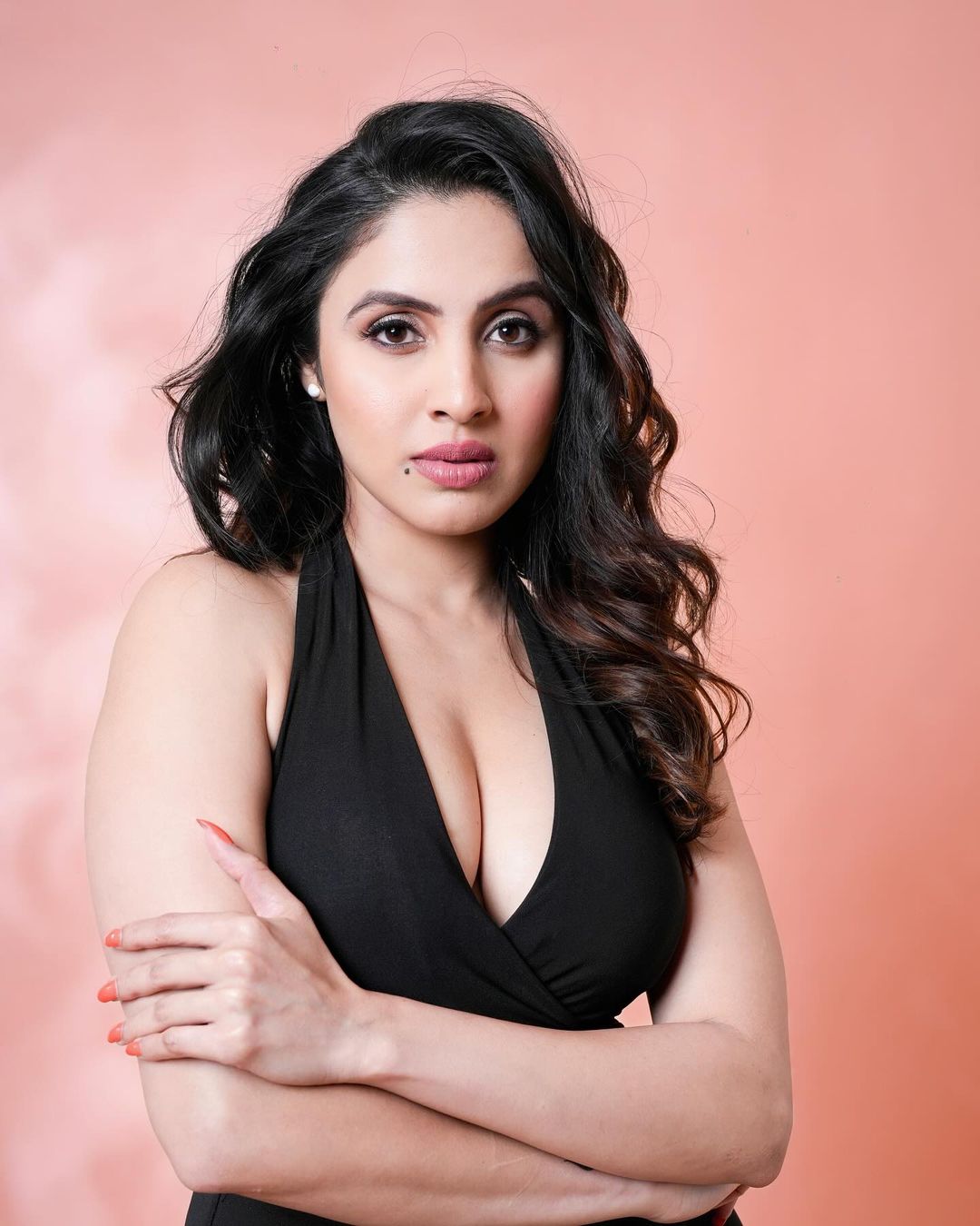 GN8TK1tXEAEB-jh?format=jpg&name=large