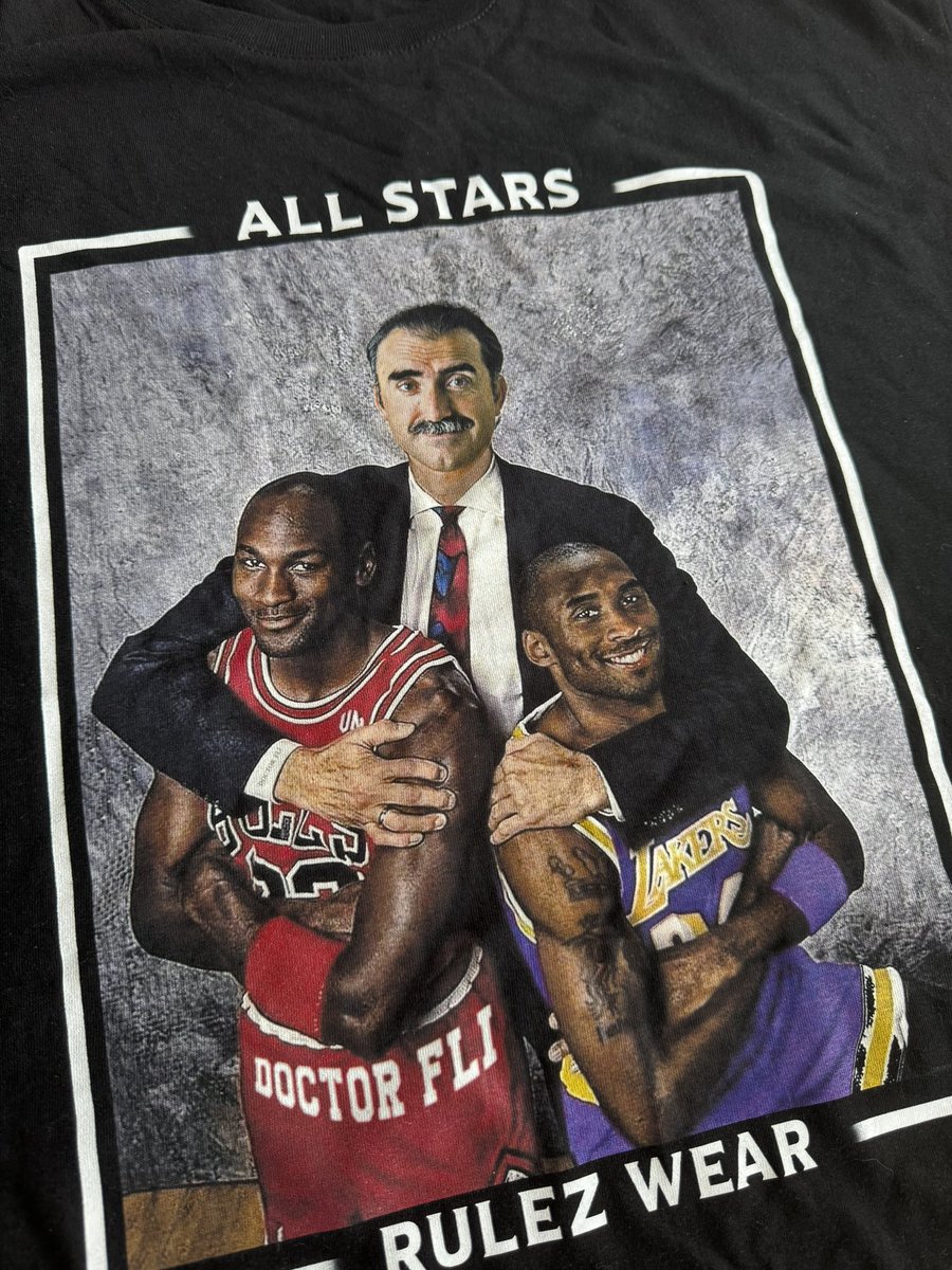 spoksponha's tweet photo. Ayer me regalaron la camiseta de mis sueños. https://t.co/KU3Qm69KGT