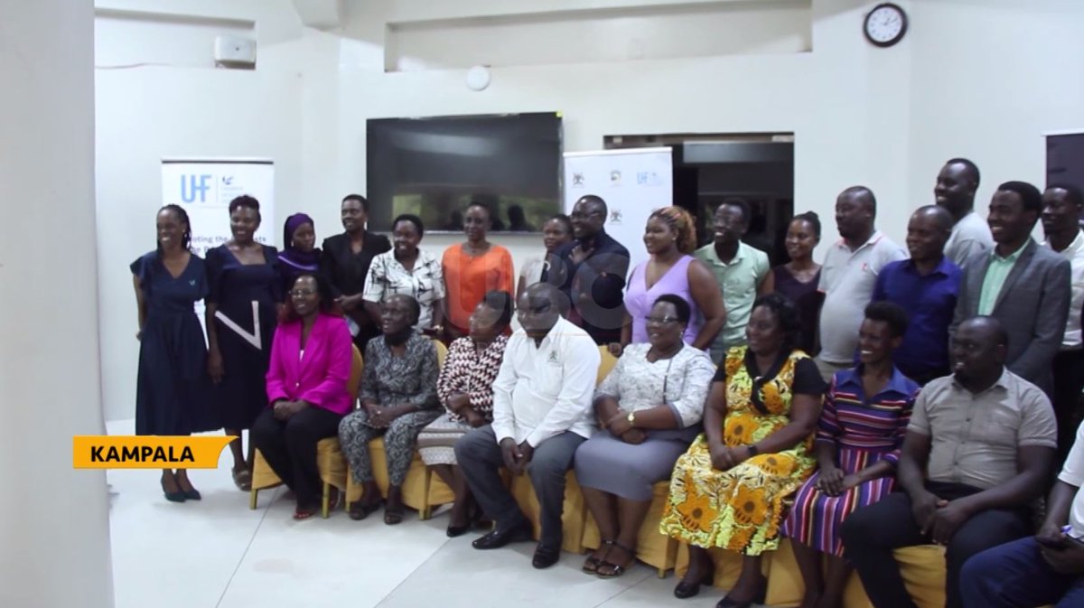 The Ministry of Health in partnership with the Uganda Health Federation has oriented key sector players on the merits of promoting self-care as a cornerstone for achieving Universal Health Coverage.
Link: youtu.be/C6yPfKlhv_E
#UBCNews | #UBCUpdates