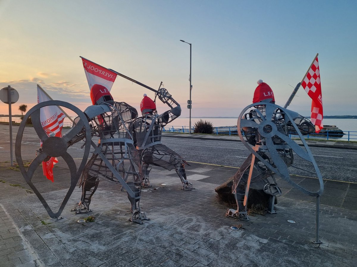 crawfy1971's tweet photo. @TheAnfieldWrap Carrickfergus,  N.ireland tribute to Klopp ❤️ https://t.co/oOJc6Ls4Ym