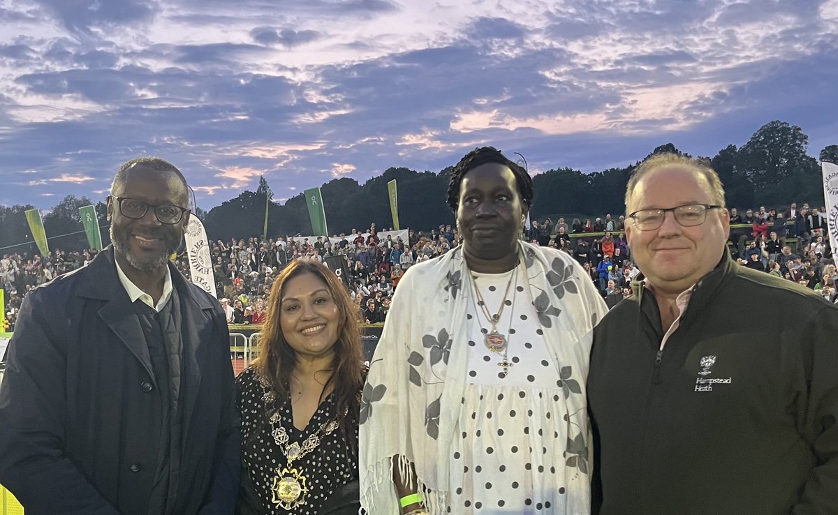 Gregory Jones KC (@gregoryjonesqc) on Twitter photo Delighted for the Hampstead Heath team to host the Mayor of Camden Cllr Samata Khatoon with Cllr Ajok Athian and welcome Ian Thomas CBE town clerk & CEO <a href="/cityoflondon/">City of London</a> <a href="/NightOf10kPBs/">Night Of The 10k PBs</a> at the recently reopened upgraded running track paid for by <a href="/cityoflondon/">City of London</a> Delighted for the Hampstead Heath team to host the Mayor of Camden Cllr Samata Khatoon with Cllr Ajok Athian and welcome Ian Thomas CBE town clerk & CEO <a href="/cityoflondon/">City of London</a> <a href="/NightOf10kPBs/">Night Of The 10k PBs</a> at the recently reopened upgraded running track paid for by <a href="/cityoflondon/">City of London</a>