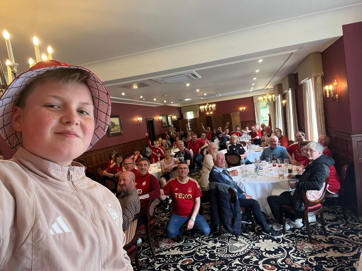 Great #selfie taken @AaronJones58315 today of #inverurie #supportersclub as we travel to @RossCounty to watch our beloved @AberdeenFC #standfree