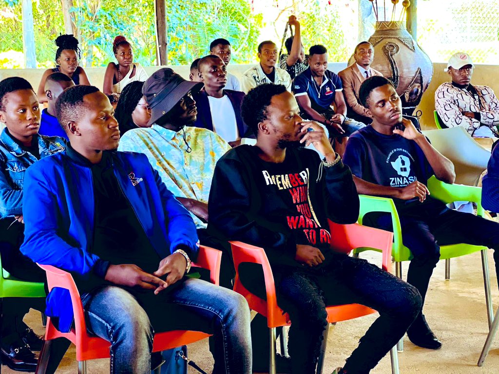 A soldier without ideological orientation is a potential criminal- Sankara. We spend our weekend in Harare with young revolutionaries under the capable Zimbabwe National Students Union on an ideological orientation and class conscienceness program. The ideological question is