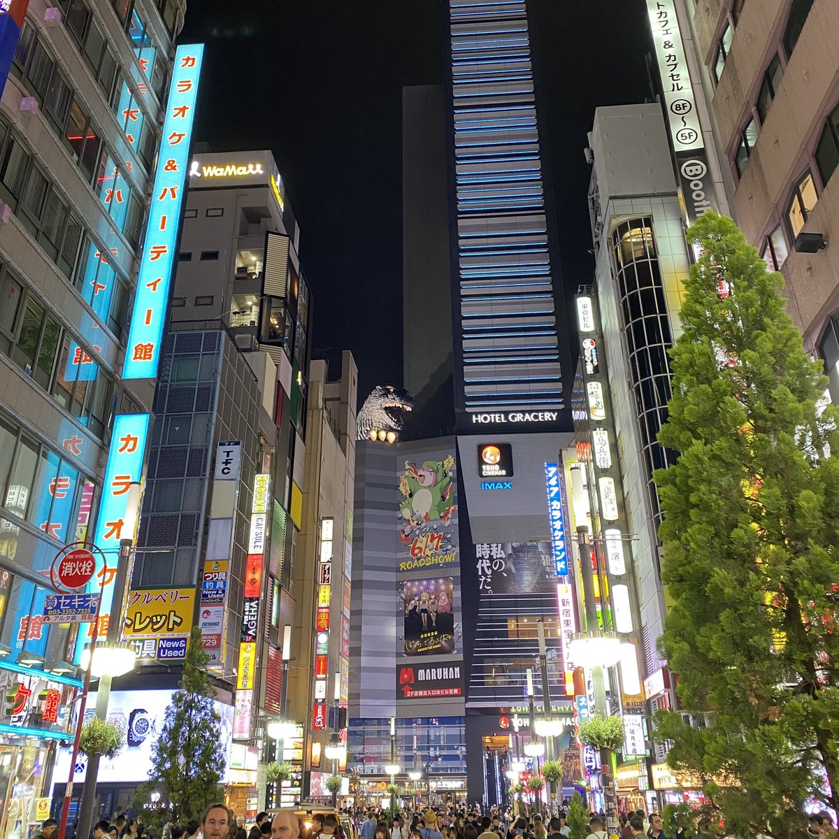 ヤーマンさん主催新宿オフ会！に参加してきました。ヤーマンさん沢山席回って頂き感謝です🙇‍♂️ミライさんのお気遣い、ヤマト君や毛さんの優しさ、出会ってくれた株クラお仲間！有意義な時間をありがとうございました🤗