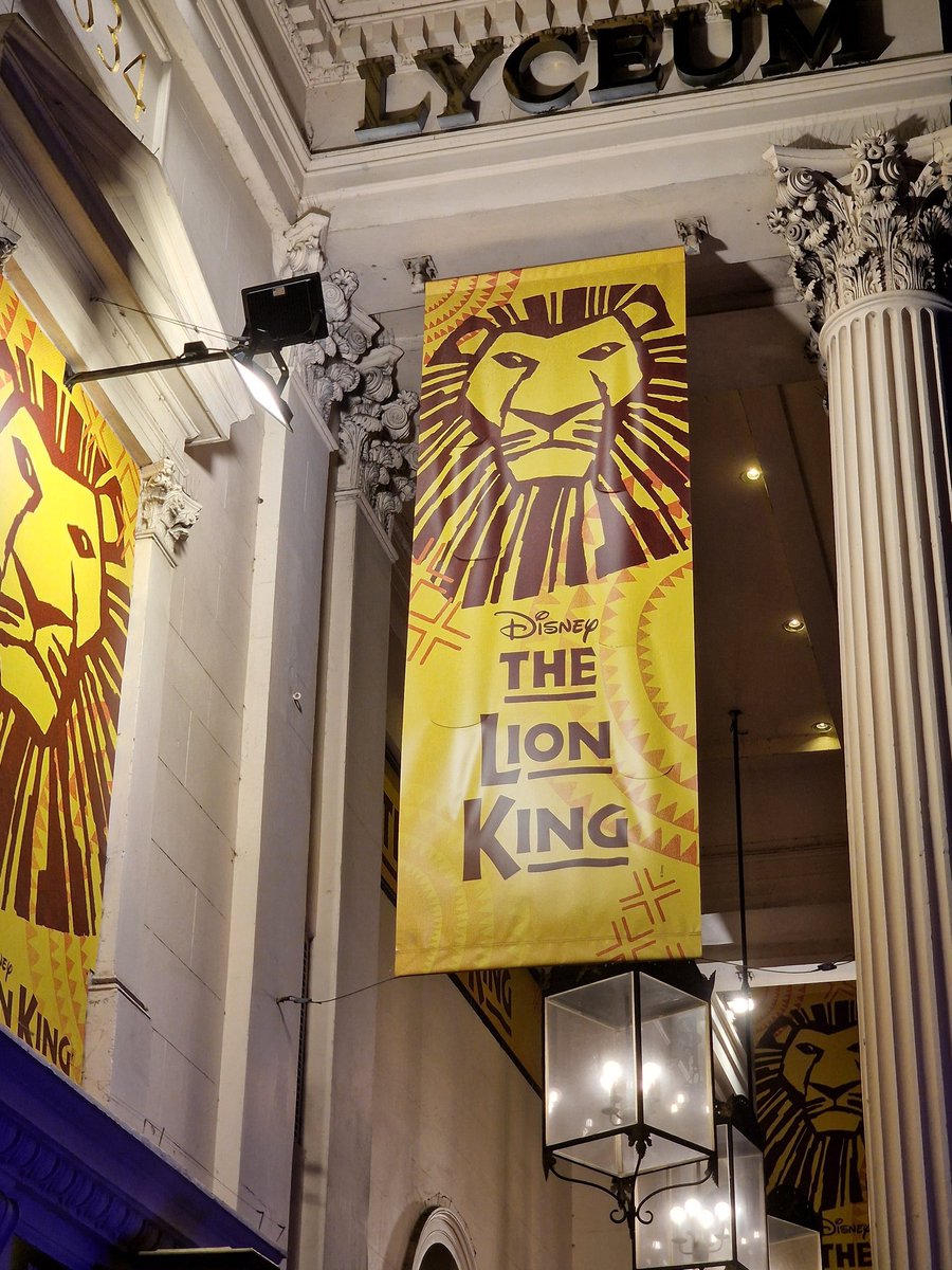 Just going into The Lyceum Theatre London to watch The Lion King 2.30 matinee performance dinner then tonight and home tomorrow. Big kids at heart really 🌹