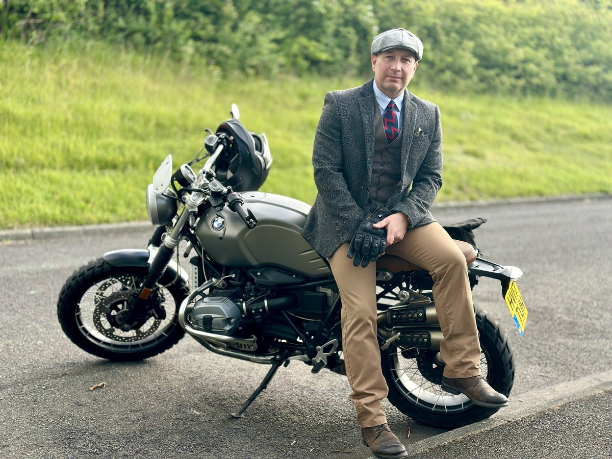 DragonWILL300's tweet photo. @DGR Solent… great ride for a great cause https://t.co/9nruH3Yt3h
