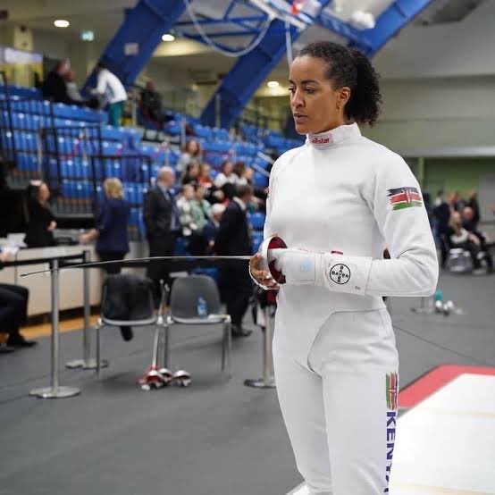 Our number one fencer, @NdoloAlexandra , isn’t stopping! 🤺 Even after qualifying, she continues to dominate. Today, she leads the continent once again and finishes 5th at the Coupe du Monde par équipes in the UAE. She moves from 15th to 13th in ranking @FIE_fencing 💪🏾