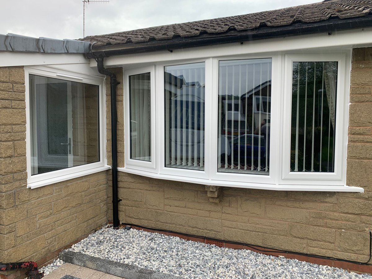 Lovely recent door and window installation project to update this lovely property.

The door design is @Endurance Keto in Anthracite Grey with Comete Glass

#compositedoor
#frontdoors
#newwindows
#windows
#upvc
#glass
#windowdesigns