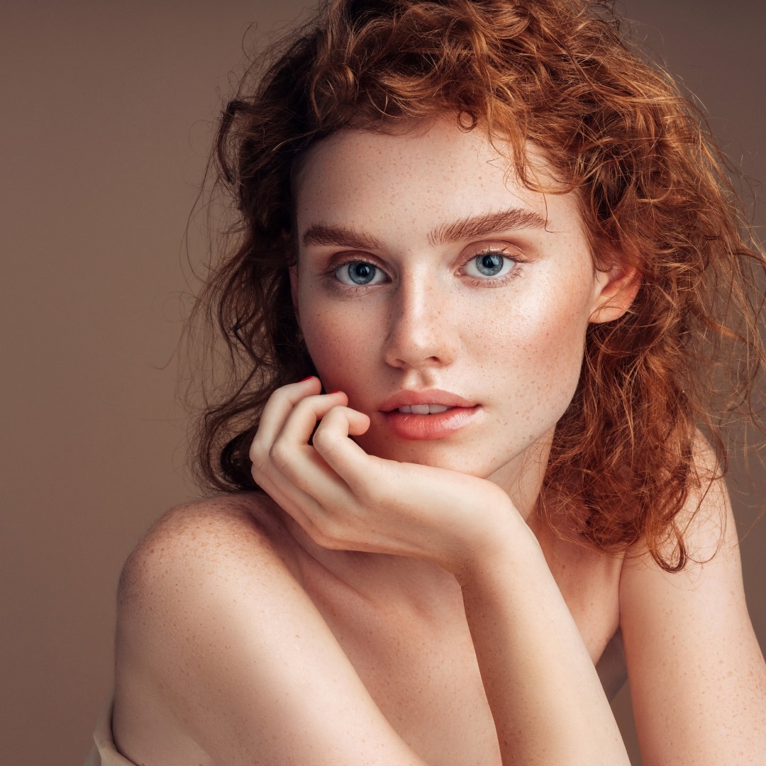 RedheadsDating's tweet photo. She is just beautiful ❤️

Perfect skin, dainty freckles and beautiful big blue eyes...
I think I'm in love!

Find your perfect, redheaded beauty today ❤️ 

#RedHeadDates #DateARedHead #HotRedHeads #RedHeadGirls https://t.co/xrzAOMq6DG