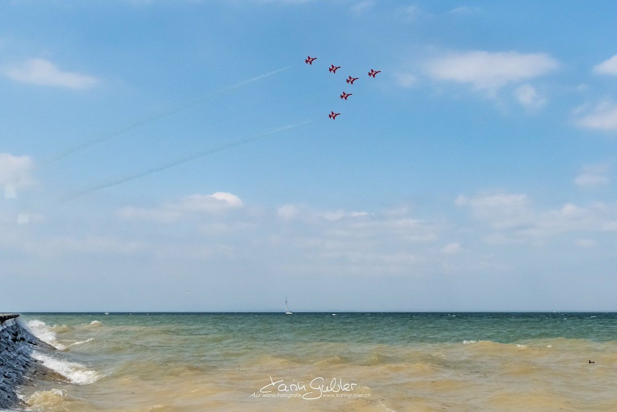 Saturday, 25 mai 2024, the Patrouille Suisse will fly for the Arbon Classics in Arbon (3:40 - 4:05 p.m.) | @vbs_ddps #patrouillesuisse #swissness #tigerf5 #swissairforce #swiss_air_force #sphair #airshow #schweizerarmee arbon-classics.ch © K. Gubler