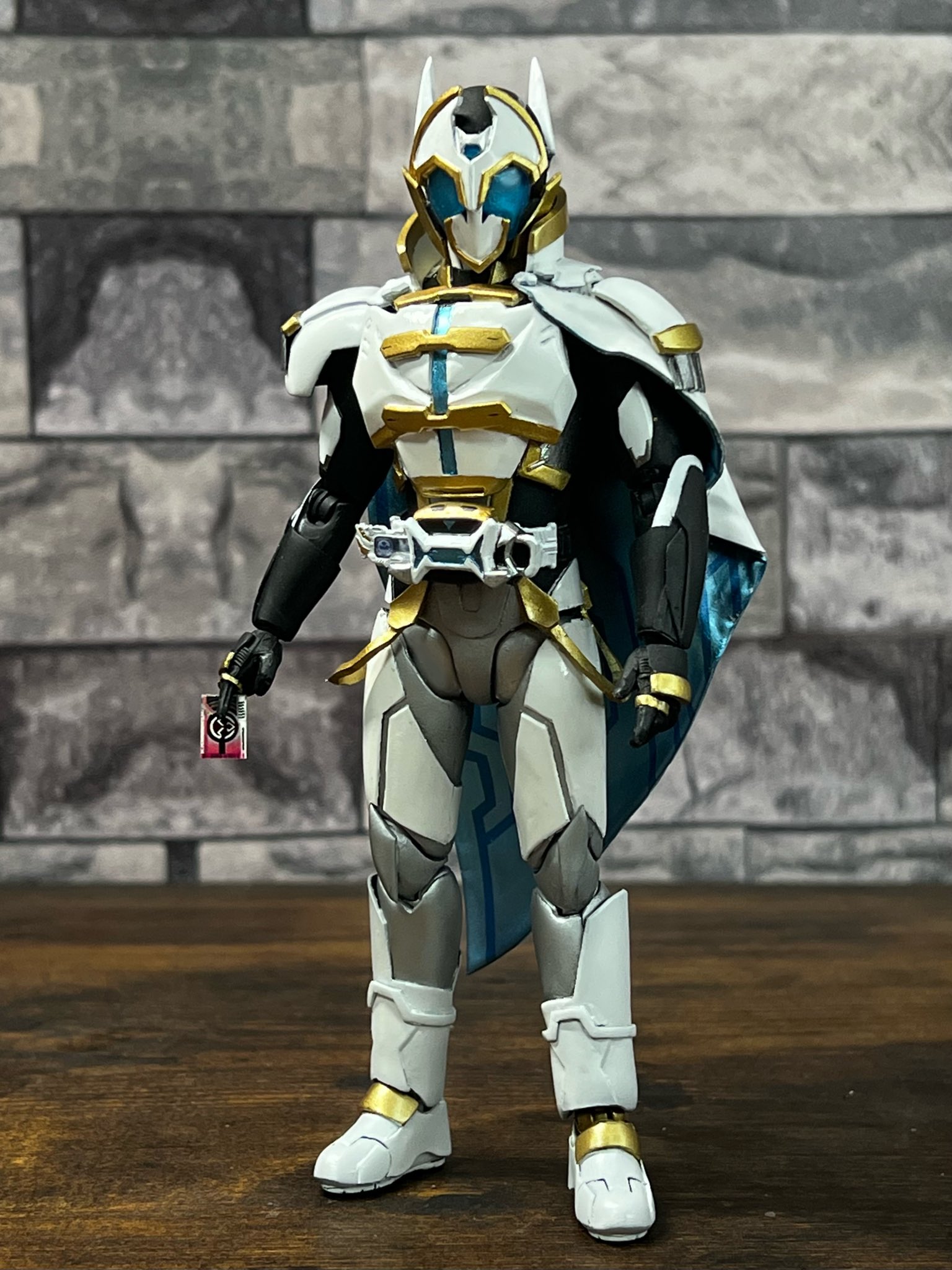 Amazon.com: TAMASHII NATIONS Bandai S.H. Figuarts Masked