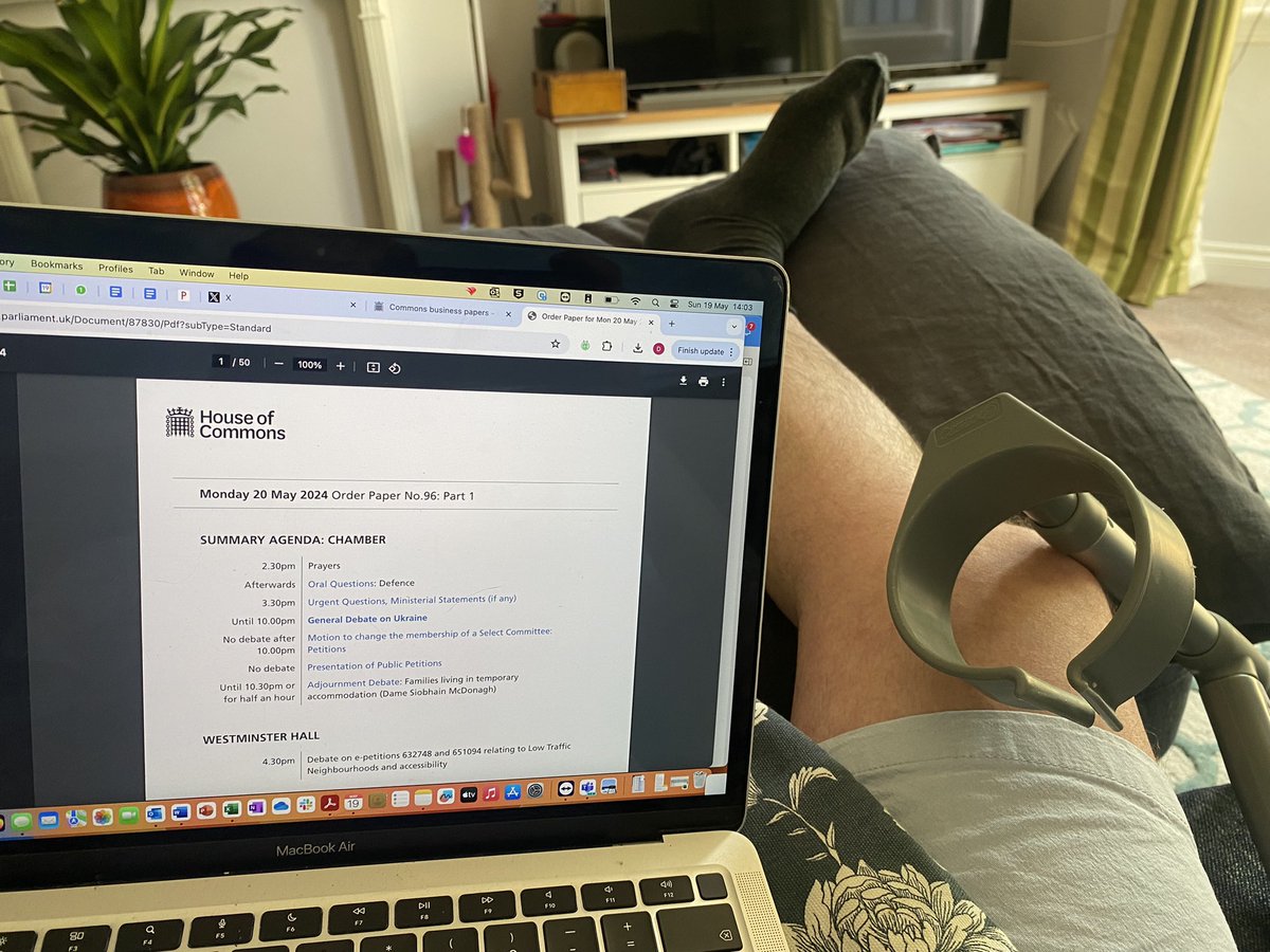 Writing Playbook was clearly getting too easy so I’ve decided to do it with a broken foot 😁 Westminster tweeters, hit me up with your gossip, job moves and all that as usual! (But the one big story in town tomorrow is more important than all that noise …)