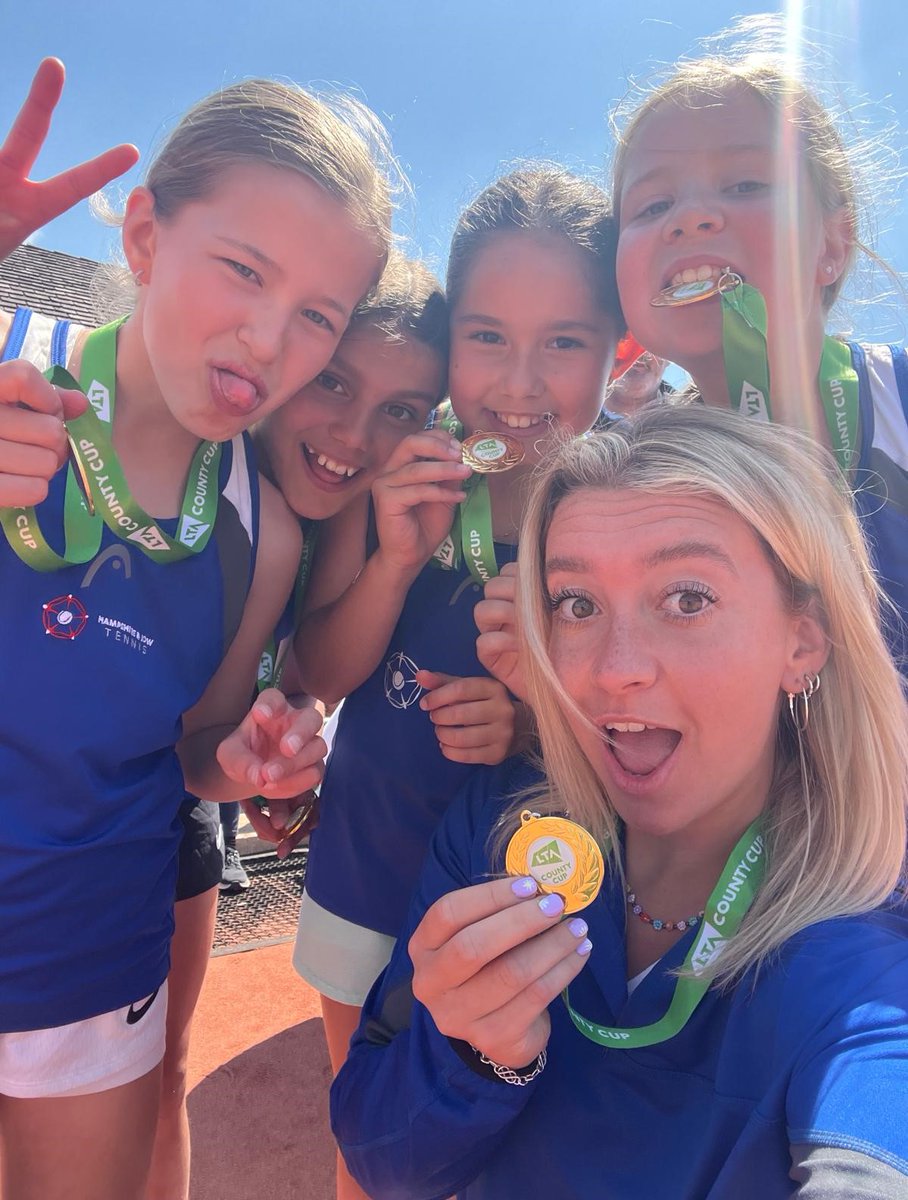 Congratulations to our 10U Girls County Cup team who won a match shoot-out on day 2 v Surrey to reach the Finals on 8 &amp; 9 June at DL Soton. Well done Diana, Isla, Maia and Sophia. A big thank you to Lottie,  Captain &amp;  Joe and Sarah #CountyCupTennis <a href="/_EliteTennis/">Elite Tennis</a> <a href="/TennisPTA/">PTA TENNIS</a>