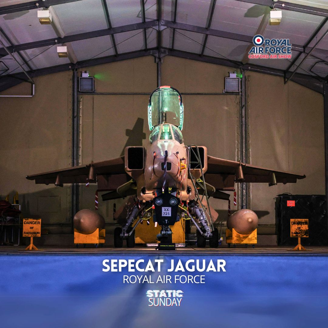 📸Strike a pose - it's #StaticSunda🕺 🐆Introducing the Catwalk...Experience 13 Sepecat Jaguars up close like never before. The purfect😉opportunity for some killer photography ✈️A Line-up of 5 Jaguars displaying different livery will also be on static display #Cosford24